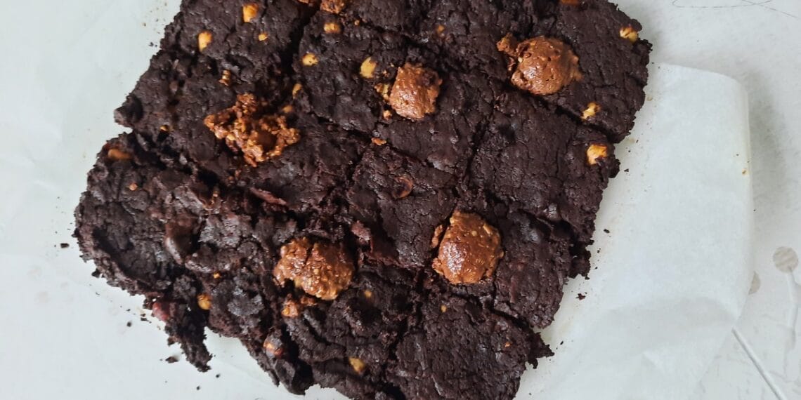 Brownie chocolat, noisettes & ferrero